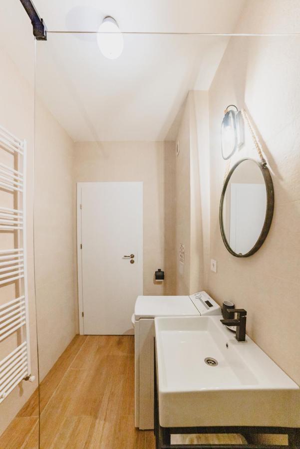 Schiller Studio 64 - Free Private Parking Brasov Bagian luar foto