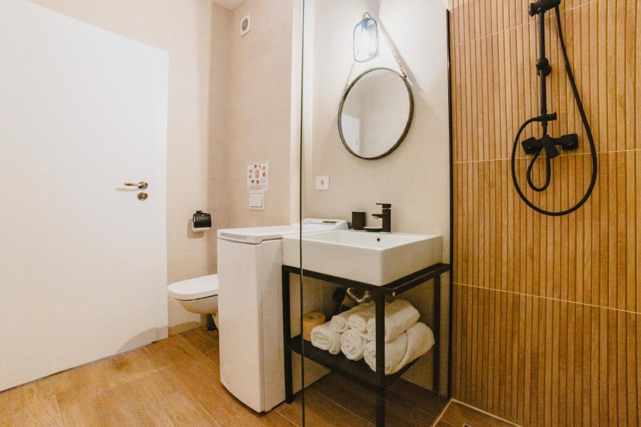 Schiller Studio 64 - Free Private Parking Brasov Bagian luar foto