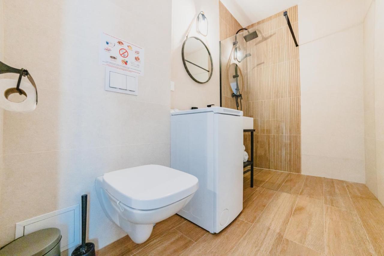Schiller Studio 64 - Free Private Parking Brasov Bagian luar foto